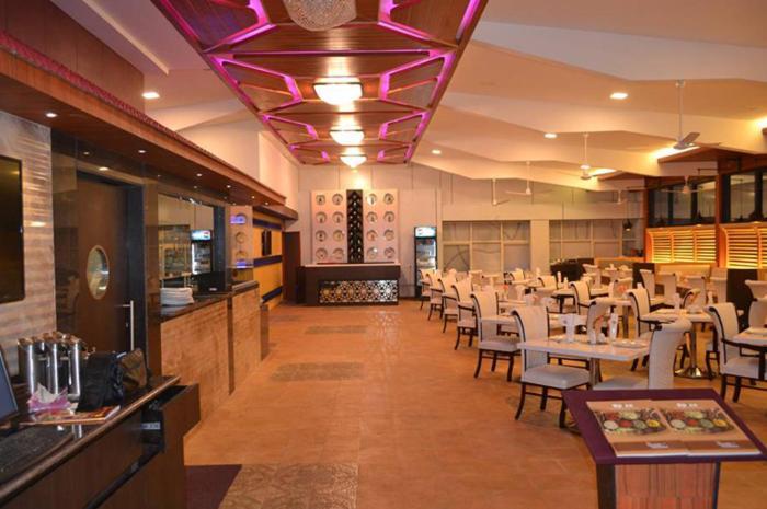 The Grand Krishna Luxury Hotel Chikmagalūr Exterior foto